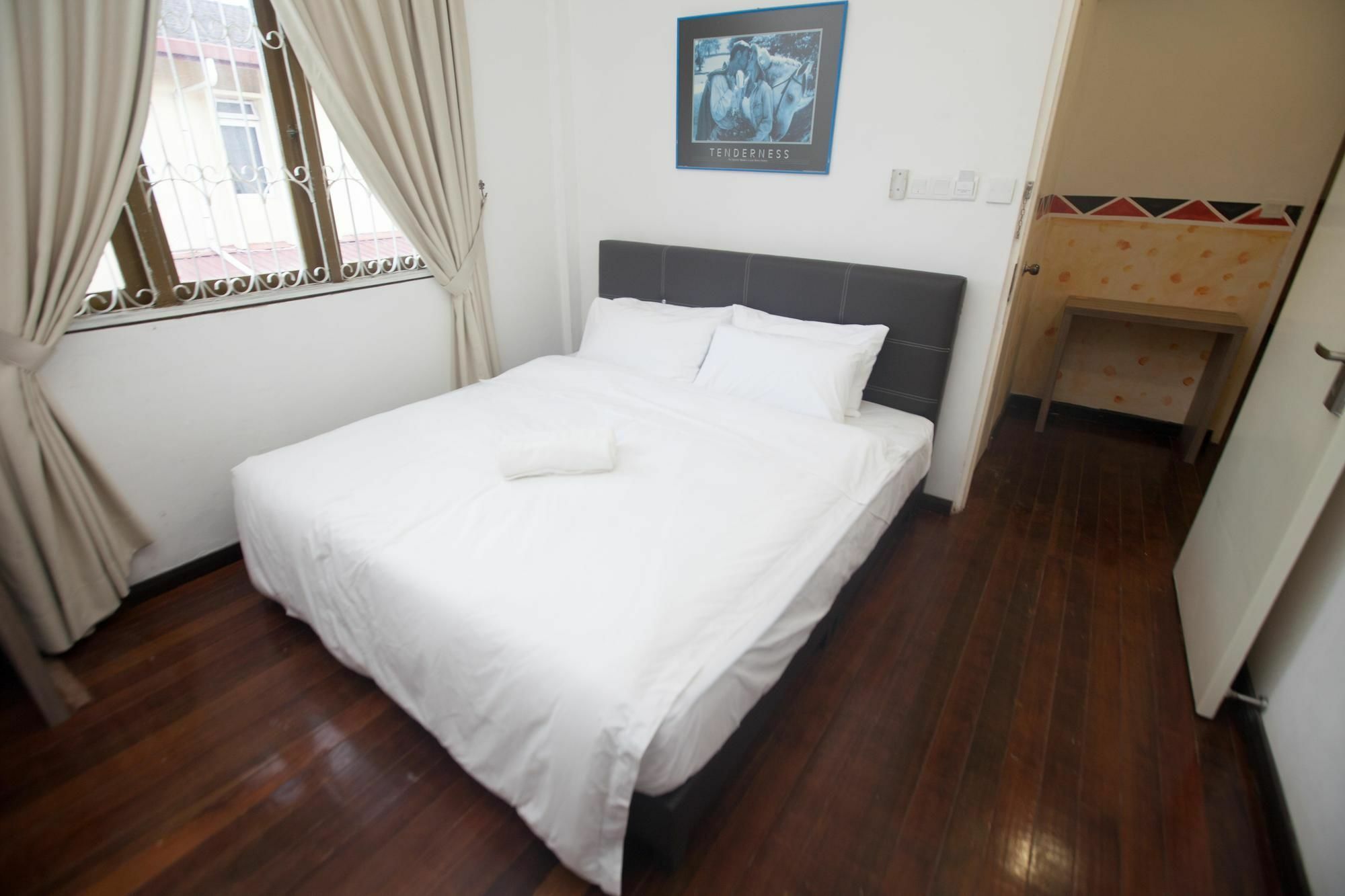 Natol Homestay - London Kuching Buitenkant foto