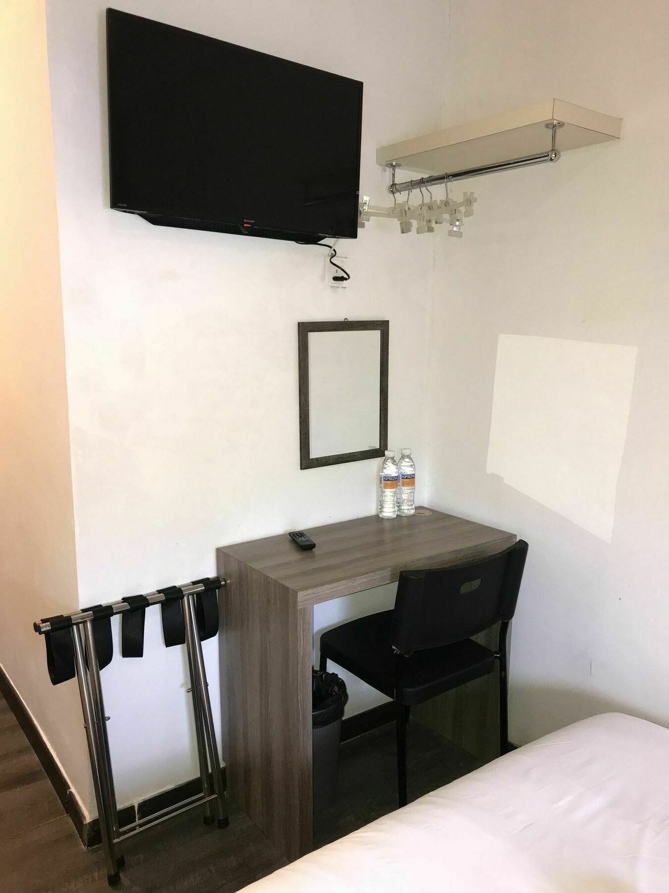 Natol Homestay - London Kuching Buitenkant foto